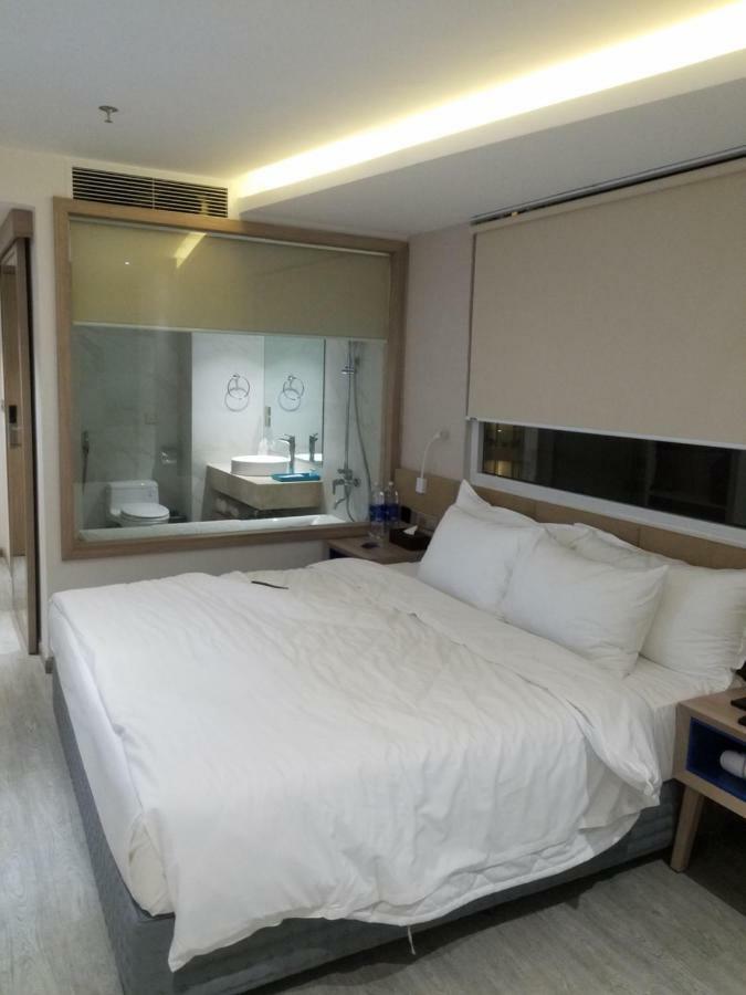 Gia Huyen Hotel Хошимин Экстерьер фото