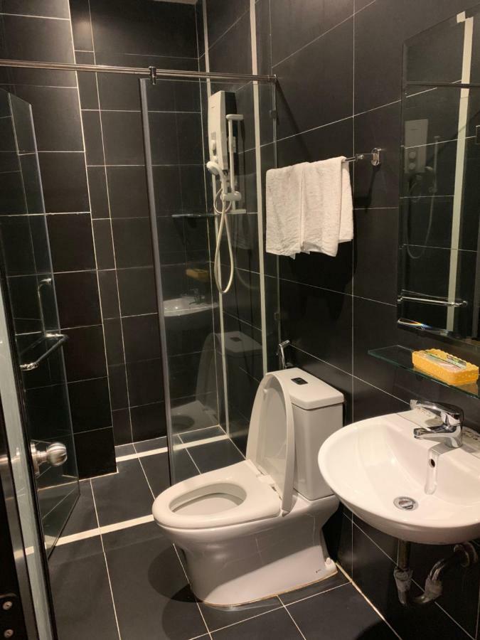 Gia Huyen Hotel Хошимин Экстерьер фото