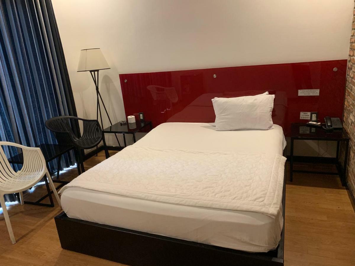 Gia Huyen Hotel Хошимин Экстерьер фото